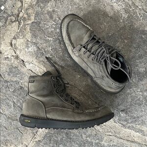 Danner gore Tex hiking boots
